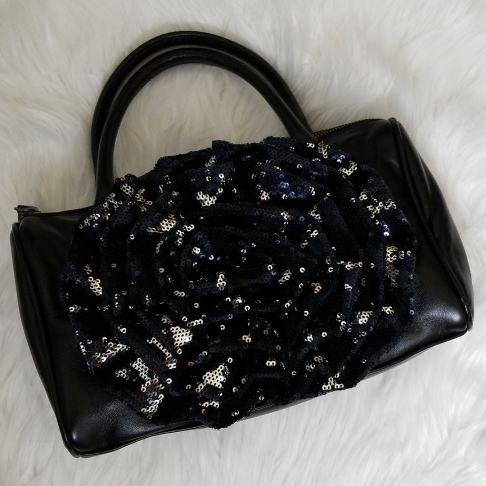 Poppy Jones purse. Ornate sparkling flower